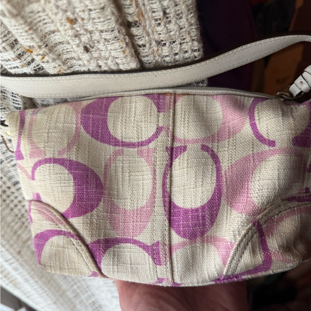 🎉🎉SOLD🎉🎉Coach Pink and Cream Women's Bag
